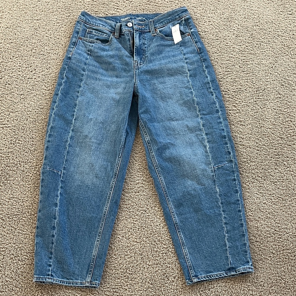 NWT Old Navy Blue Barrel Leg Jeans for Women size 6